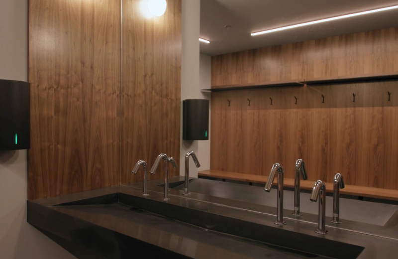 Upgrade your commercial bathroom with touchless faucets